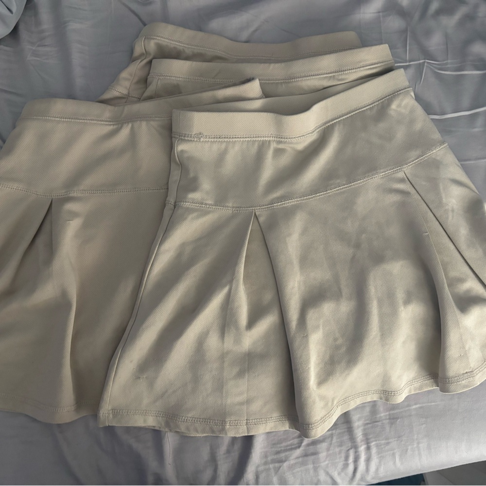 Set of 4 uniform skorts